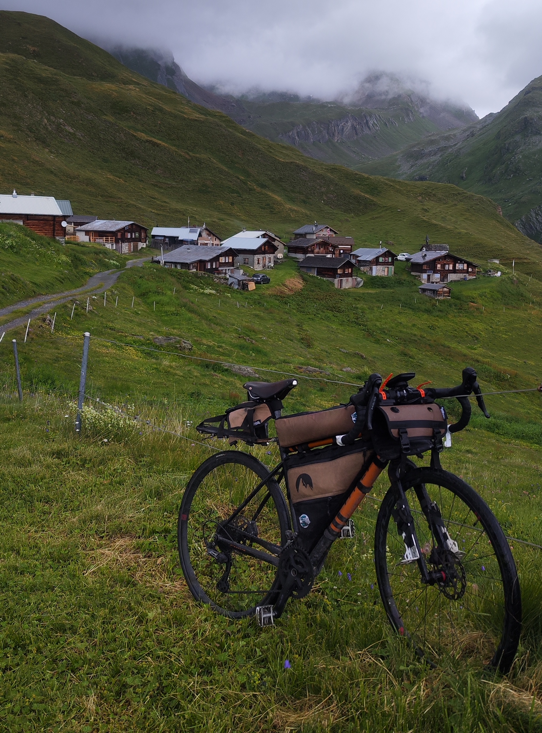 col de la cayolle cycling